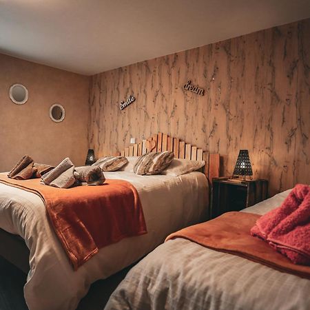 Gite , Au Dormeur Du Val Vireux-Wallerand エクステリア 写真